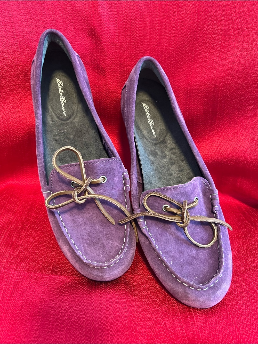 Pre-Owned Eddie Bauer Purple Suede Moccasins (Brown Laces) Size 10